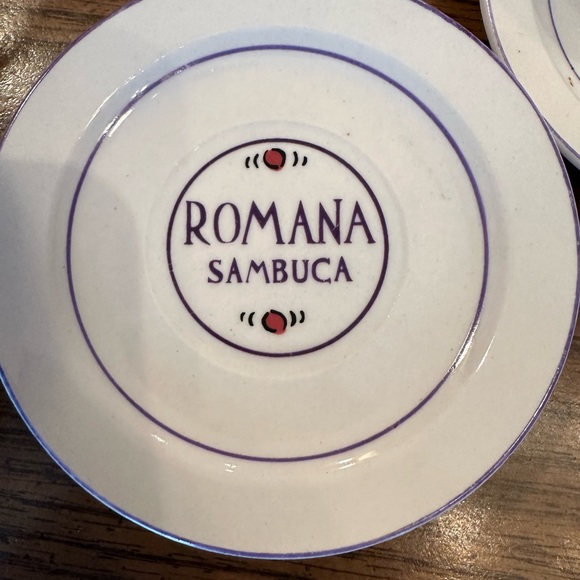 Espresso Cups 11 cups and saucers - Picture 6 of 8